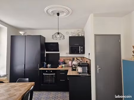 ? maison meublée pleine de charme – 2 chambres – annoeullin – 65 m² + cour