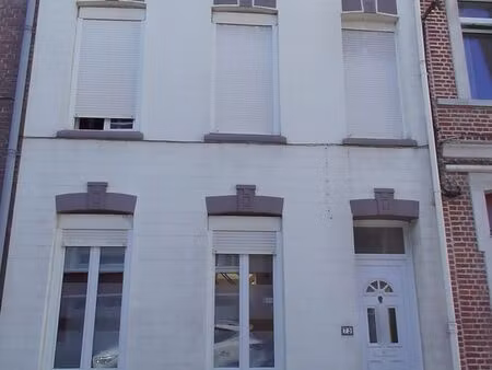maison meublée 140 m² – 4 chambres – jardin 100 m² – centre-ville hazebrouck