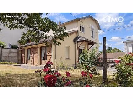maison 5 pièces 93 m²