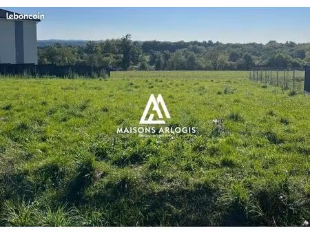 terrain 500 m² isle