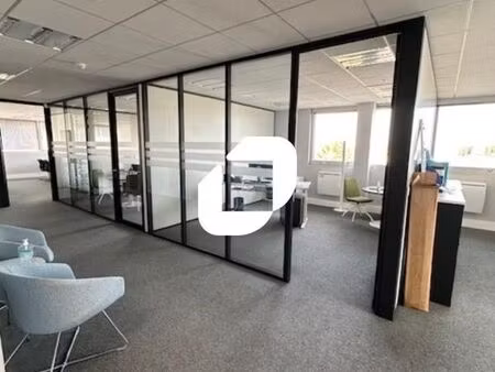 bureaux 145 m²