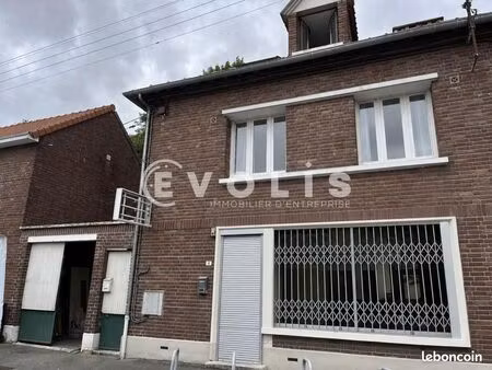 local commercial 252 m²