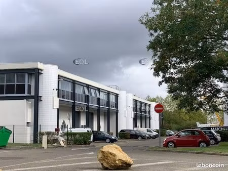 local industriel 474 m²