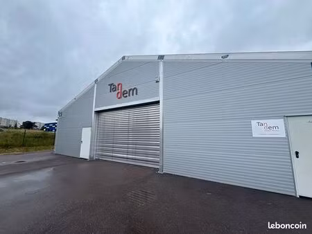 entrepôt 726 m² freneuse