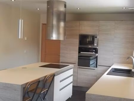 maison contemporaine 4 chambres - quartier résidentiel