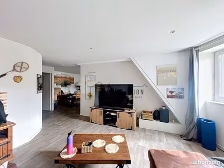 appartement 3 pièces 85 m²