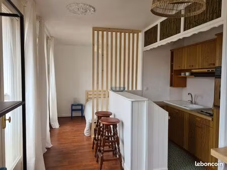 grand studio meublé avec coin nuit séparé – hyper centre limoges