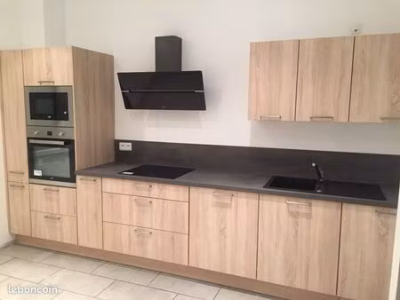 appartement t2 entièrement refait