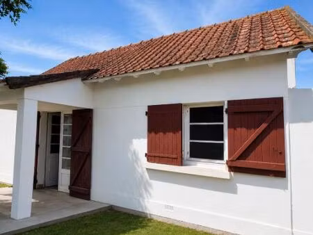 plateau nu de 52 m² à aménager – notre-dame-de-monts  entre esplanade et bourg