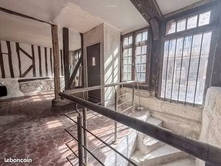 boutique 91 m² rouen
