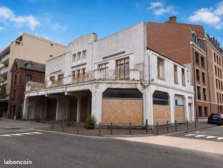 local commercial 469 m²
