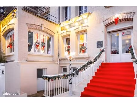 ◊ local commercial 69 m² – bail tous commerces – parking – loyer 700