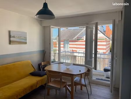 t2 26 m 2 quartier arago