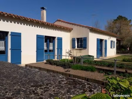 proche de fontenay et la châtaigneraie  maison plain-pied 3 chambres  garage  jardin ?