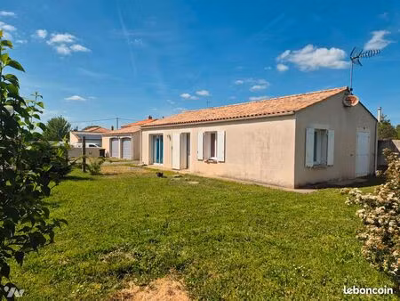 pavillon 4 pièces 81 m²