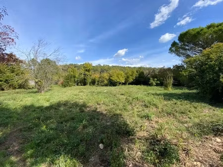 vente terrain 600 m² à carnoules (83660)  139 000 €
