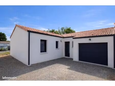 maison récente 89m² froidfond