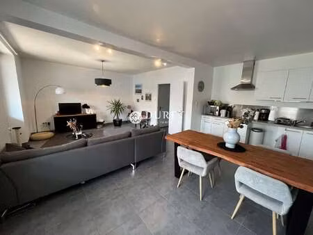 location maison aux herbiers (85500) : à louer / 89m² les herbiers