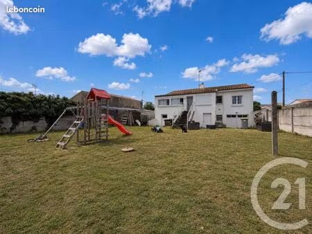 maison 7 pièces 97 m²