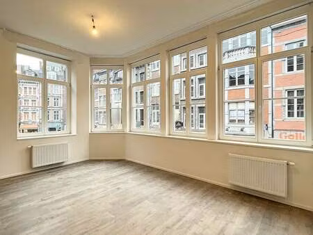 appartement à louer à namur € 1.100 (lovak) - home invest belgium | zimmo