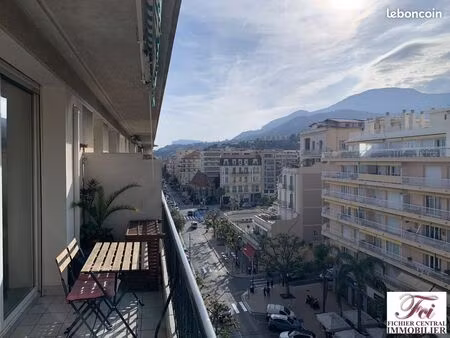 studio 2 pièces 42 m²