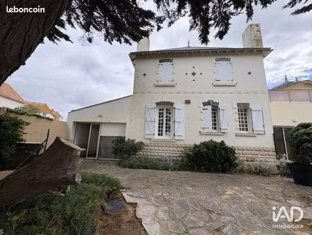 maison 5 pièces 121 m²