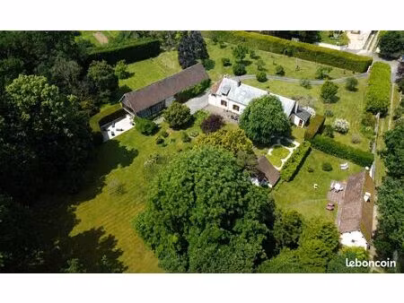 propriété 9 pièces 231 m²