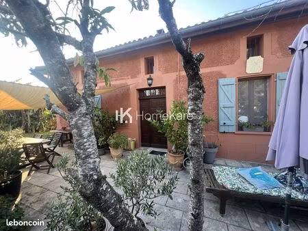 propriété 6 pièces 131 m²