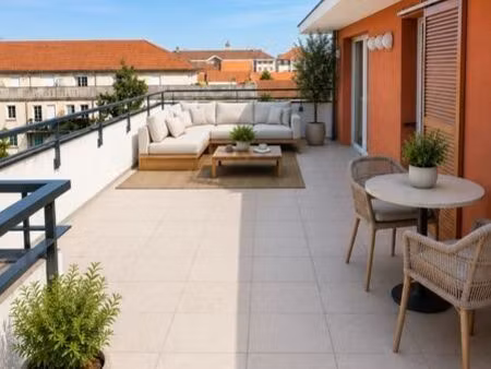 appartement 4 pièces 102 m²