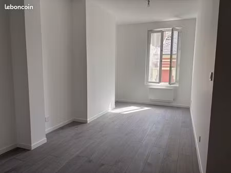 appartement 3 pièces 60 m²