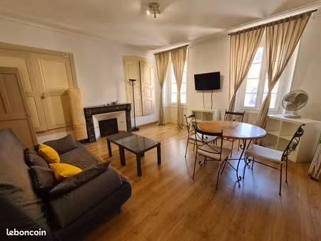 t1 meublé de 25m²