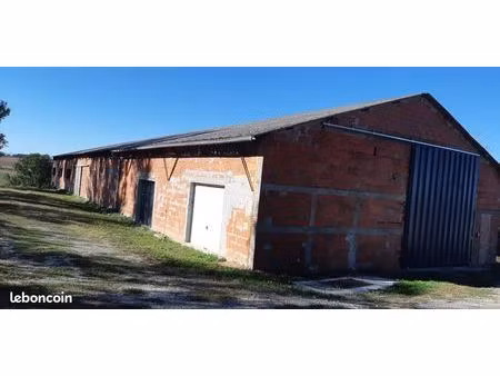hivernage véhicules en hangar fermé