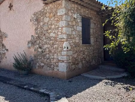 maison a louer roquefort-les-pins
