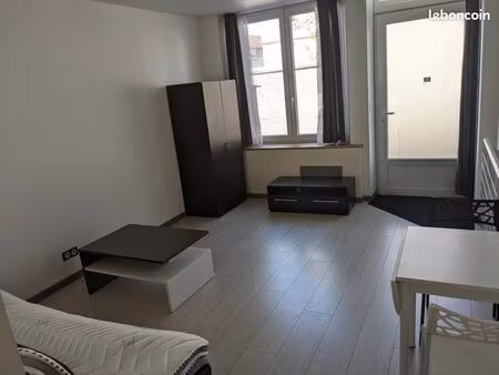 loue f1 bis meublée pour étudiant