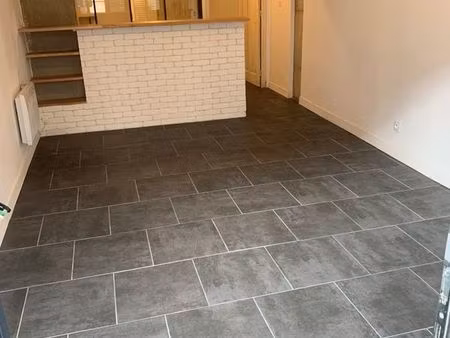 t2 neuf non meublé proche iae iut  ecole de design  gare