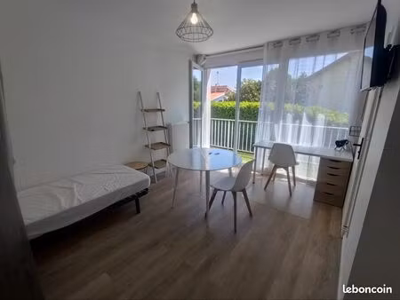 studio étudiant