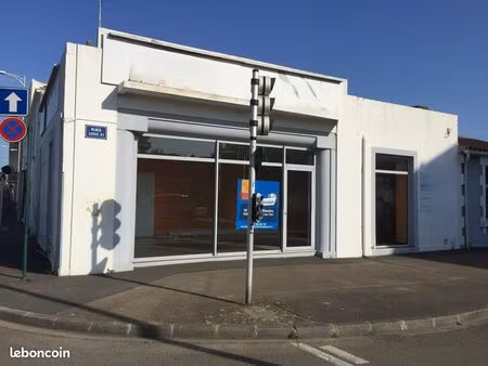 local commercial à louer