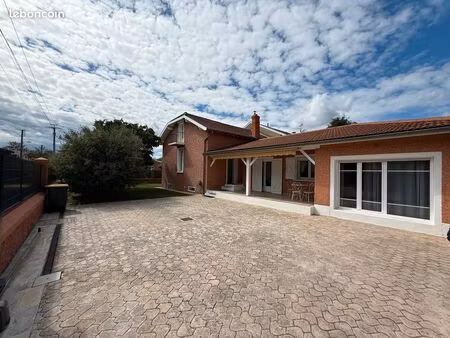 maison meublée parilly
