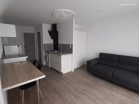 t2 meublé dans maison en lotissement