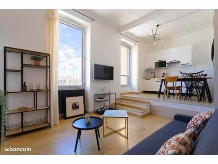 le rive neuve  un appartement magnifique avec une vue panoramique à 180° sur la mer