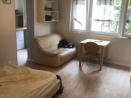 studio meublé