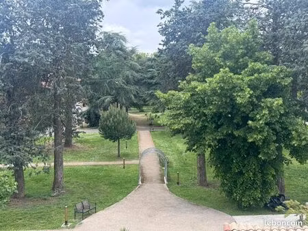 location t3 côte pavée