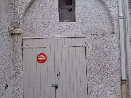 garage à louer – 13 m² – centre-ville de manosque
