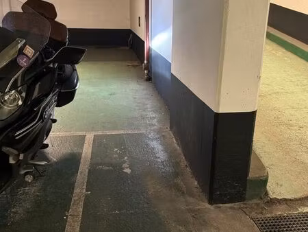 parking moto paris 3