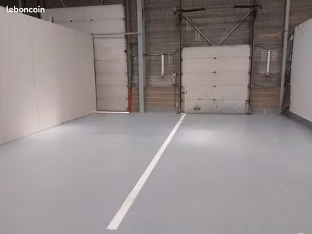 box stockage garde meubles avec quai de chargement orleans