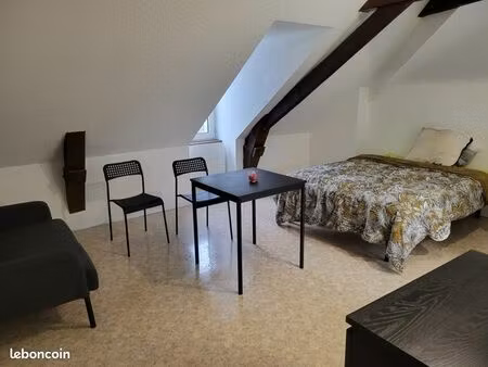 studio meublé