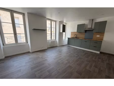location appartement  32.77 m² t-2 à coulommiers  720 €