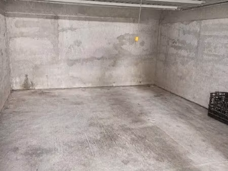 vente parking à le cannet (06110)  30 000 €