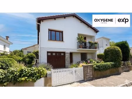 maison familiale avec garage dans le quartier recherché du lyc?