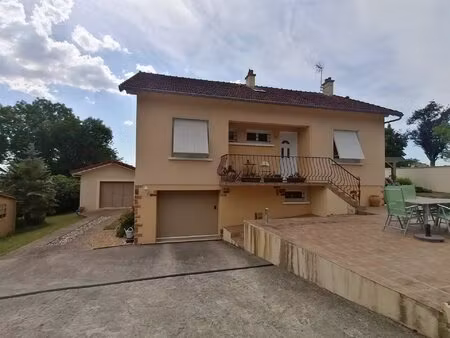 maison sur sous-sol complet avec terrain et dépendances